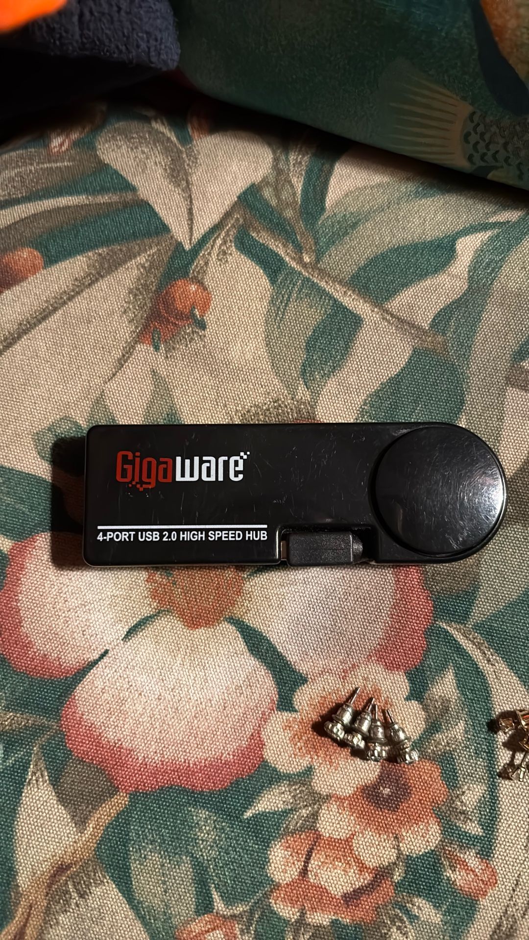 Gigaware 4-Port USB 2.0 High Speed Hub