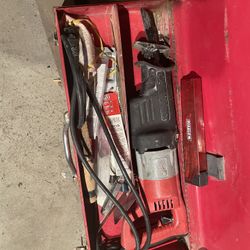 Milwaukee Saw Reciprocating With Blades 