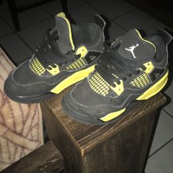 Jordan 4s Yellow Thunder