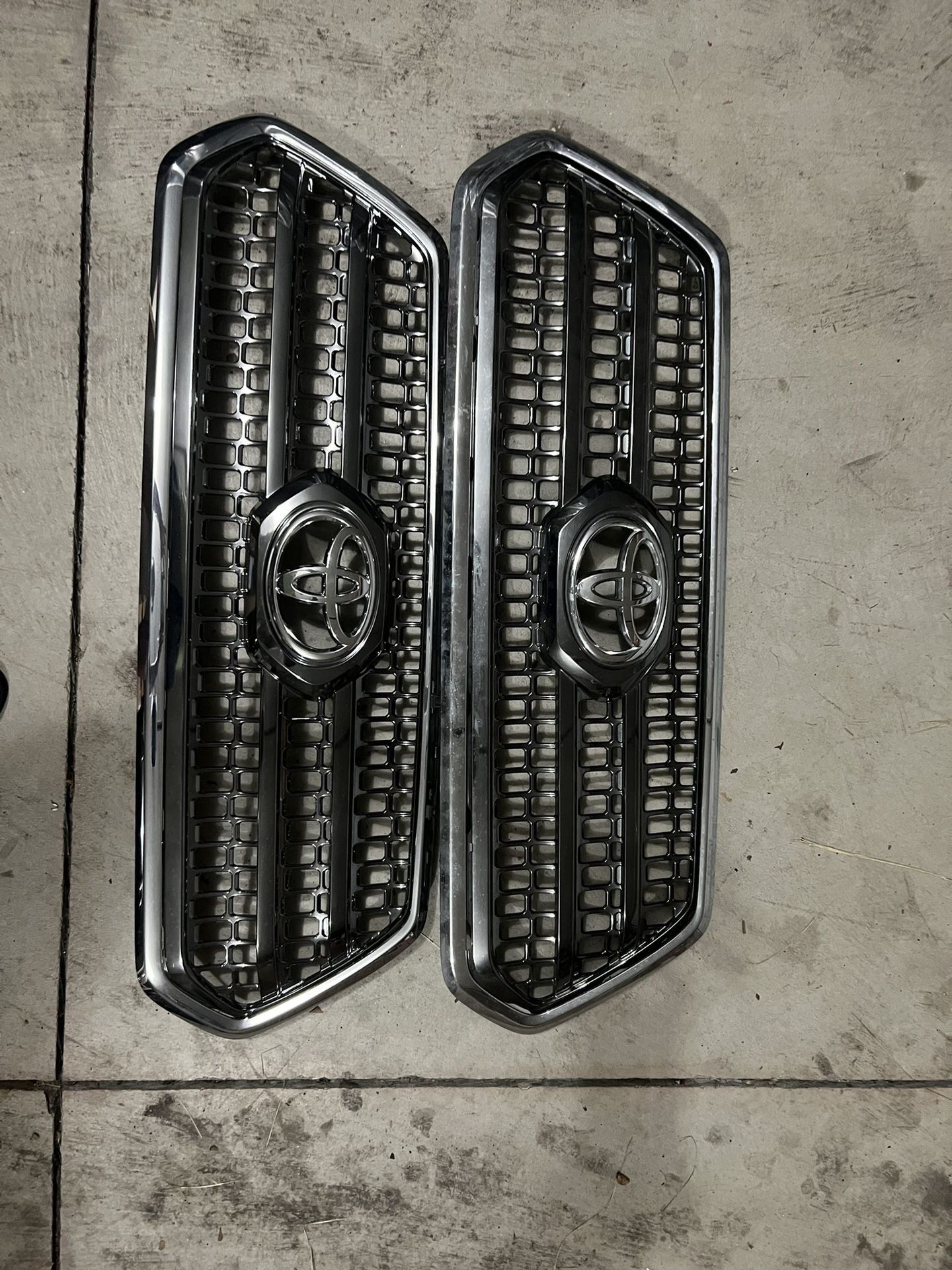 Toyota Tacoma Grill