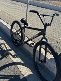 Throne bike