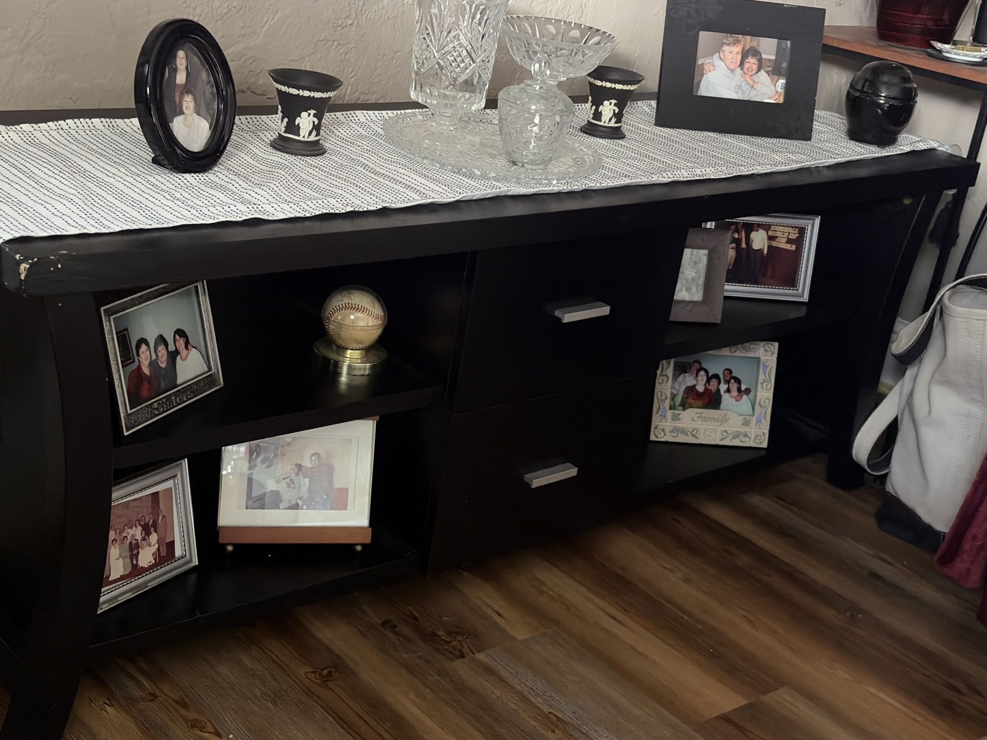 FREE TV table