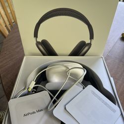 Black AirPod Max’s