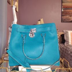 Michael Kors Purse (never Used)