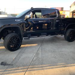 Rough Country Lift Kit 6” GMC We Finance 