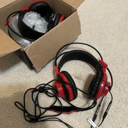 Red MSI DS501 Headset - Gaming Mic And Headset