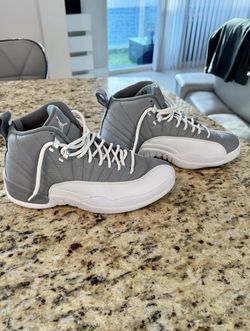 Jordan 12 Size 7.5