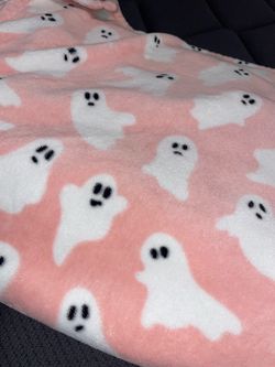Pink ghost blanket