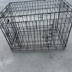 Large King Brand  Dog Cage 