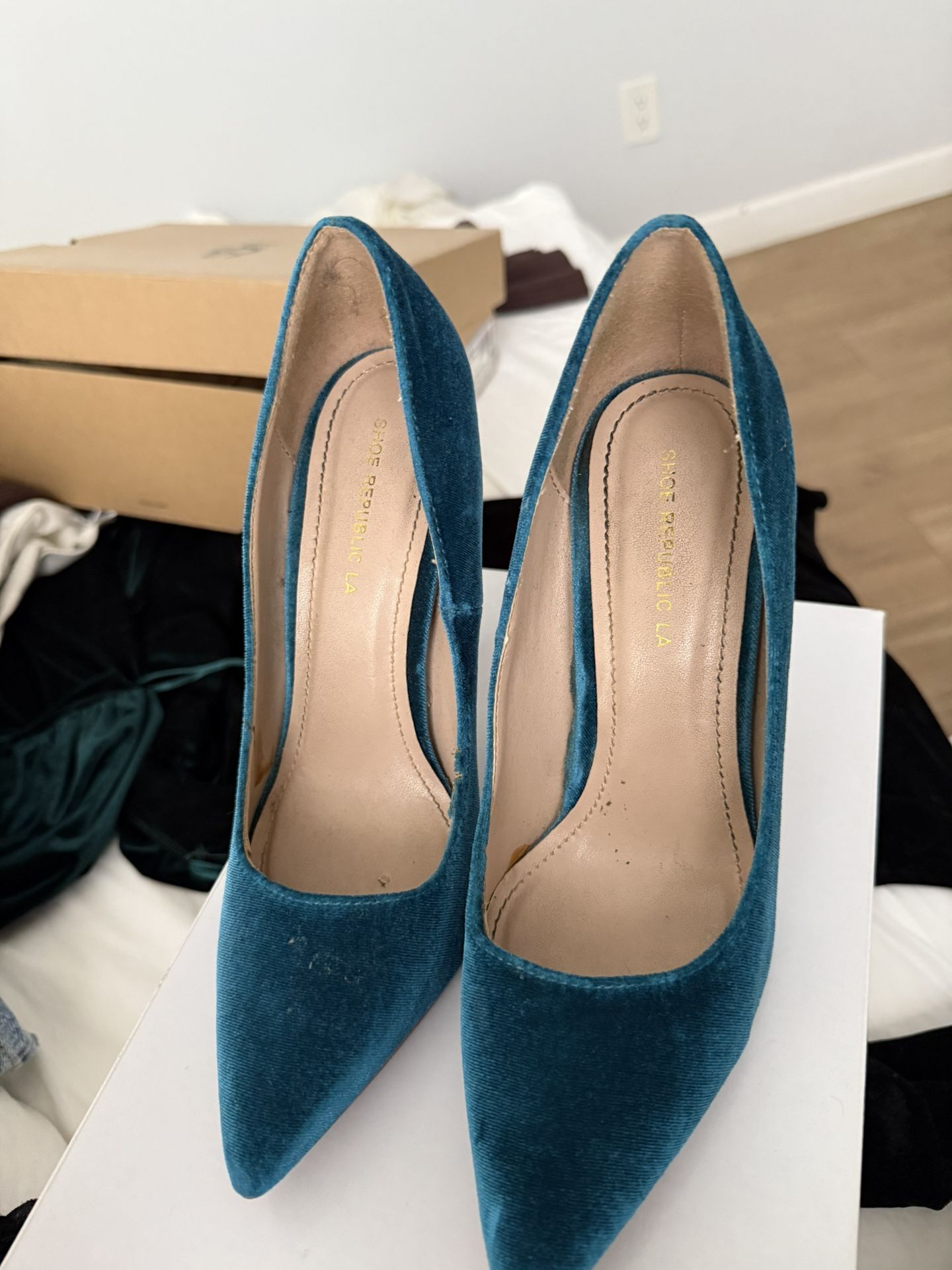 Turquoise Pumps
