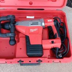 DEMOLITION HAMMER DRILL MILWAUKEE 
