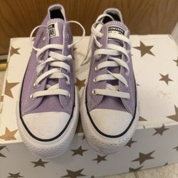 Light Purple Platform Chuck Taylor’s Size 6.5