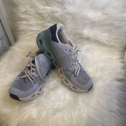 On Running Cloudrunner Sneakers