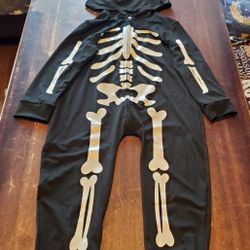 glow-in-the-dark skeleton costume size 8t