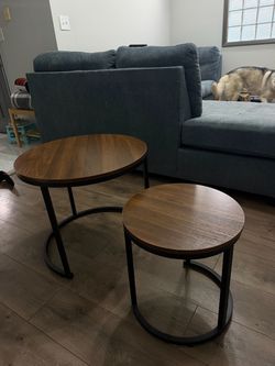 Round Nesting Coffee Tables Set of 2