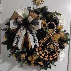 24" Music Wreath
