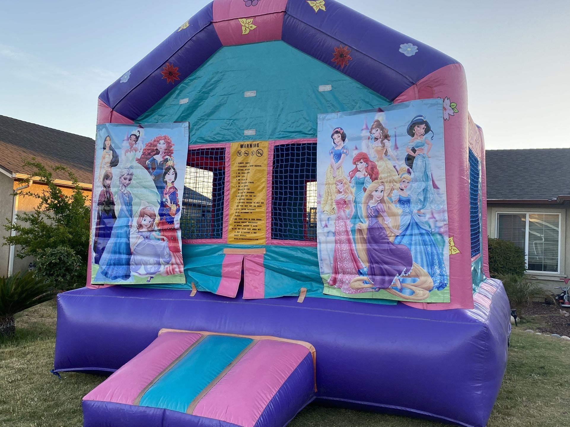 Girls Commercial Grade Bounce House With 4 Banners For Sale