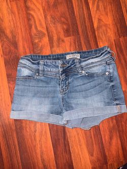 Guess jeans shorts Y2K low rise