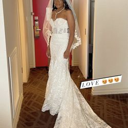 Wedding dress