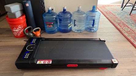 Walking Pad Treadmill – 12% Auto Incline – Like New