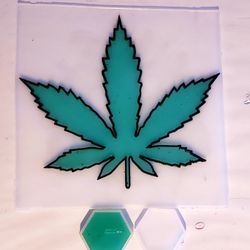 Cannabis Leaf || Green Haze || Epoxy Resin || Suncatcher || Window Hanging || Wall Decor 