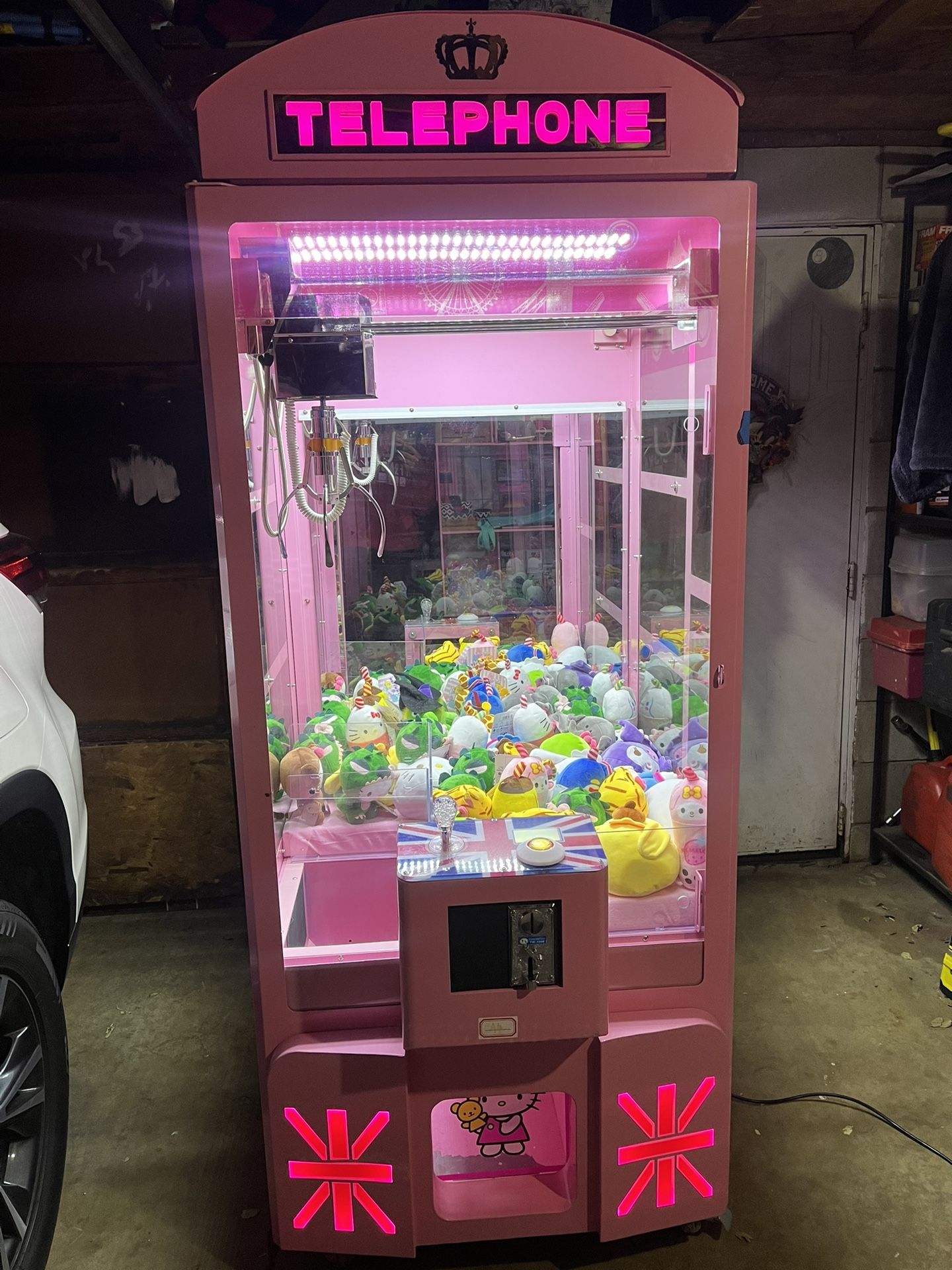 Hello Kitty LED Claw Machine