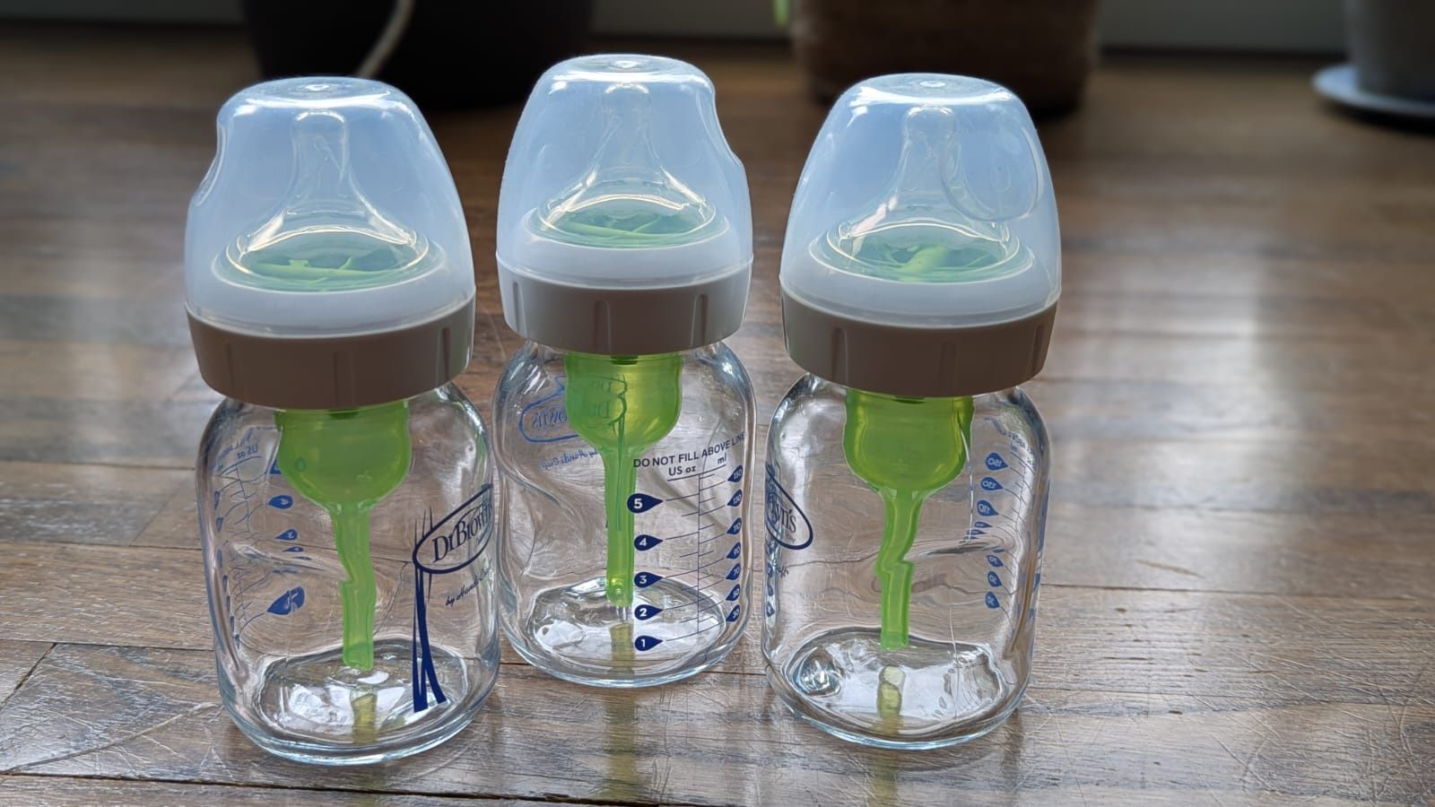 Dr. Brown's Natural Flow Anti-Colic Options+ Wide-Neck Glass Baby Bottles 5 oz/150 mL, with Level 1 Slow Flow Nipple, 3 Pack, 0m+