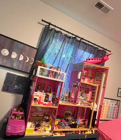 Barbie dream house