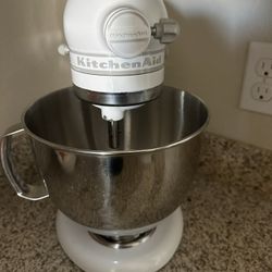 Kitchen aid mixer 