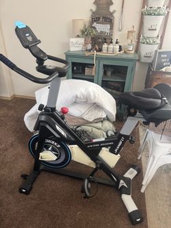 WORKOUT BIKE - LIKE NEW