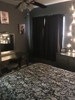 Full size bedroom set