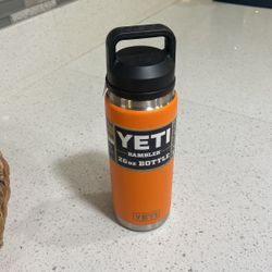 Yeti Rambler 46 Oz Bottle for Sale in Houston, TX - OfferUp