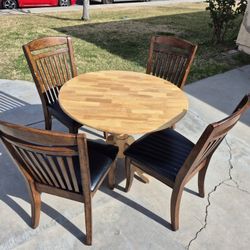 Dining Table With 4 Chairs 