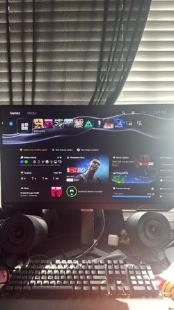 Samsung - 27” Odyssey FHD IPS 240Hz G-Sync Gaming Monitor - Black