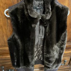 NWOT, Woman’s Size Small Faux Fur Vest  $10