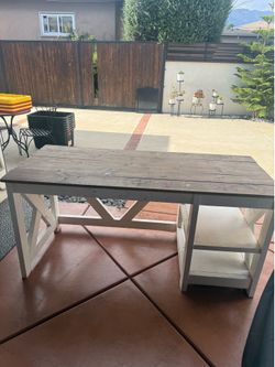 Custom Craft Wood Table