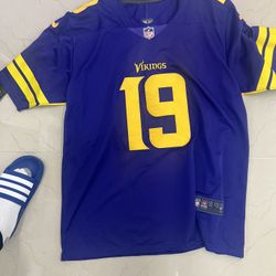 Purple 19 Vikings Jersey