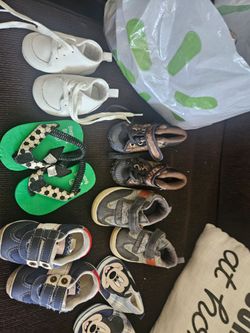 All toddler  sizes.  Pick and choose . Any for 1 per item
