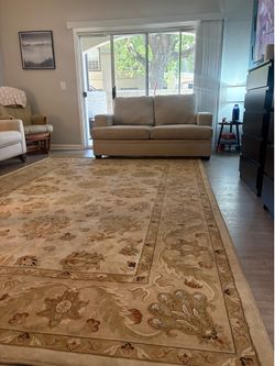 Olivia Bisque 9 x 12  Area Rug