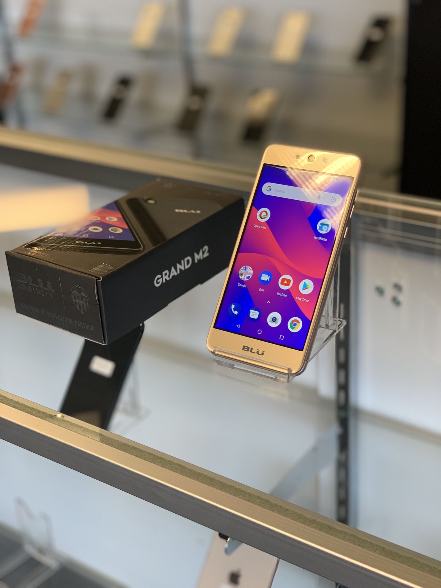 Blu Grand M2