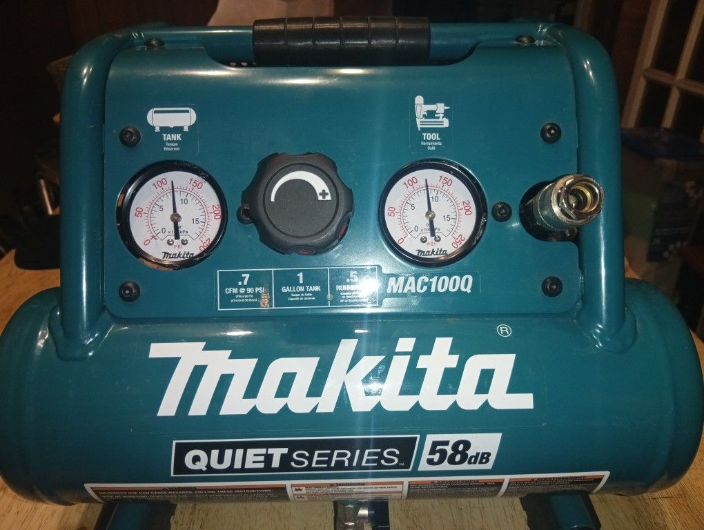 Brand New Makita Quiet Series Air Compressor $165