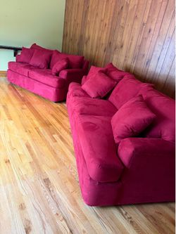 Sofa & Loveseat - barely used - mint
