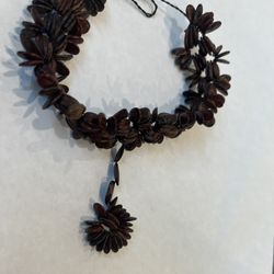 Vintage Hawaiian Brown Koa /Apple Seed Anklet / Bracelet 13”  Diam. Fully Open