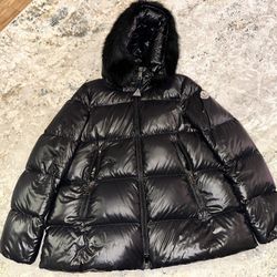 Moncler Women’s Glossy Black Down Jacket w/ Fur Hood – Size 3 (Large)