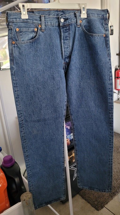 Mens Levi 501's