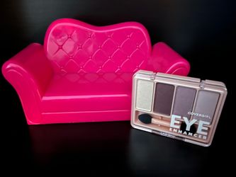 COVERGIRL EYESHADOW PALETTE