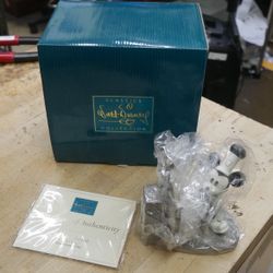 DISNEY CLASSIC COLLECTION  MICKEY MOUSE STEAMBOAT WILLIE MICKEY'S DEBUT BOX COA
