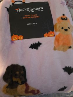 Pink cute puppy halloween blanket