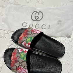 BLOOMS SUPREME FLORAL SLIDE SANDAL Size 7