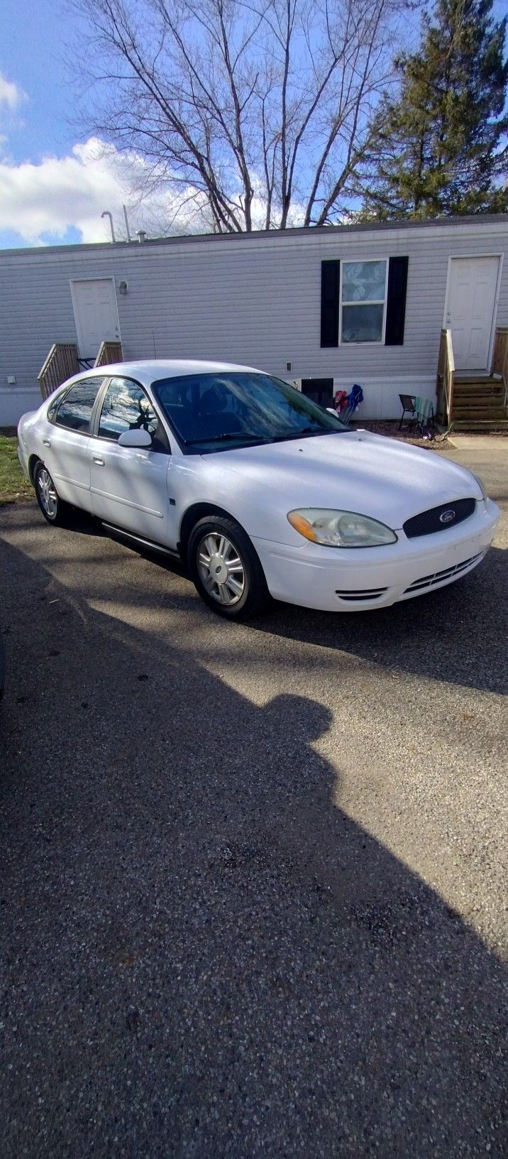 2006 Ford Taurus